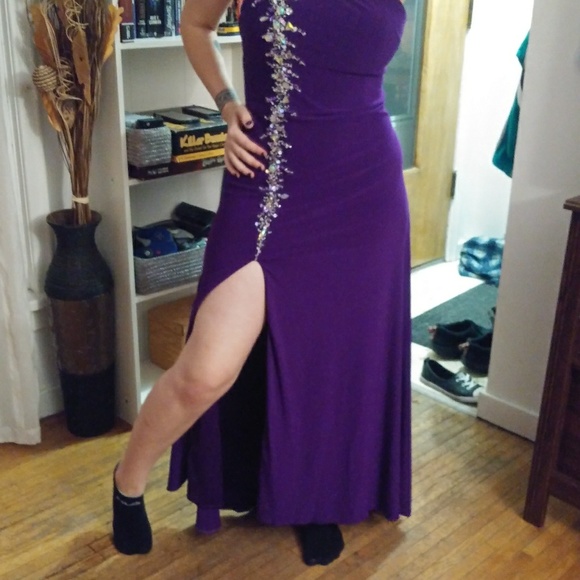 Grad dress - Picture 4 of 6